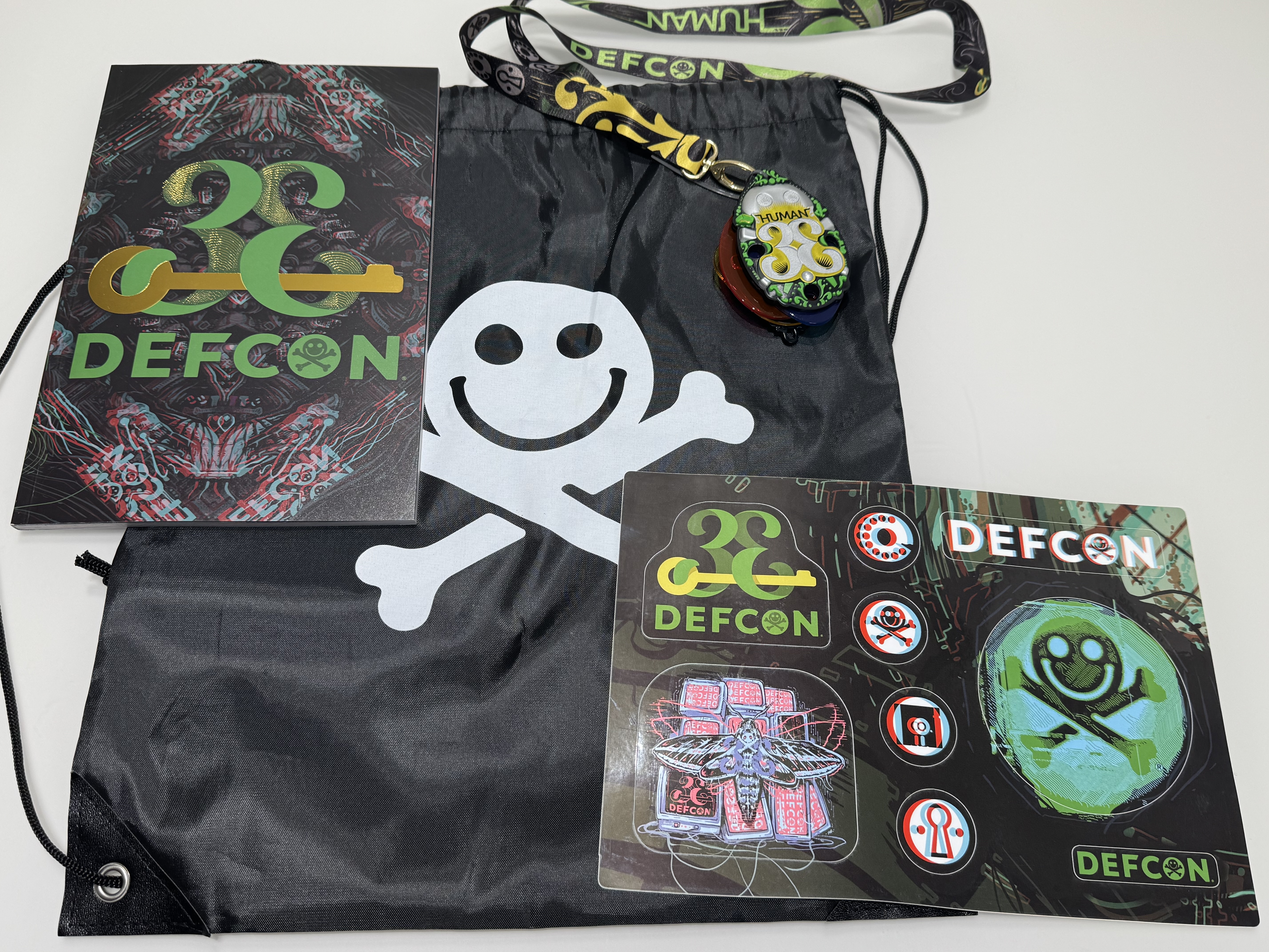 그림 3. DEFCON 33 굿즈