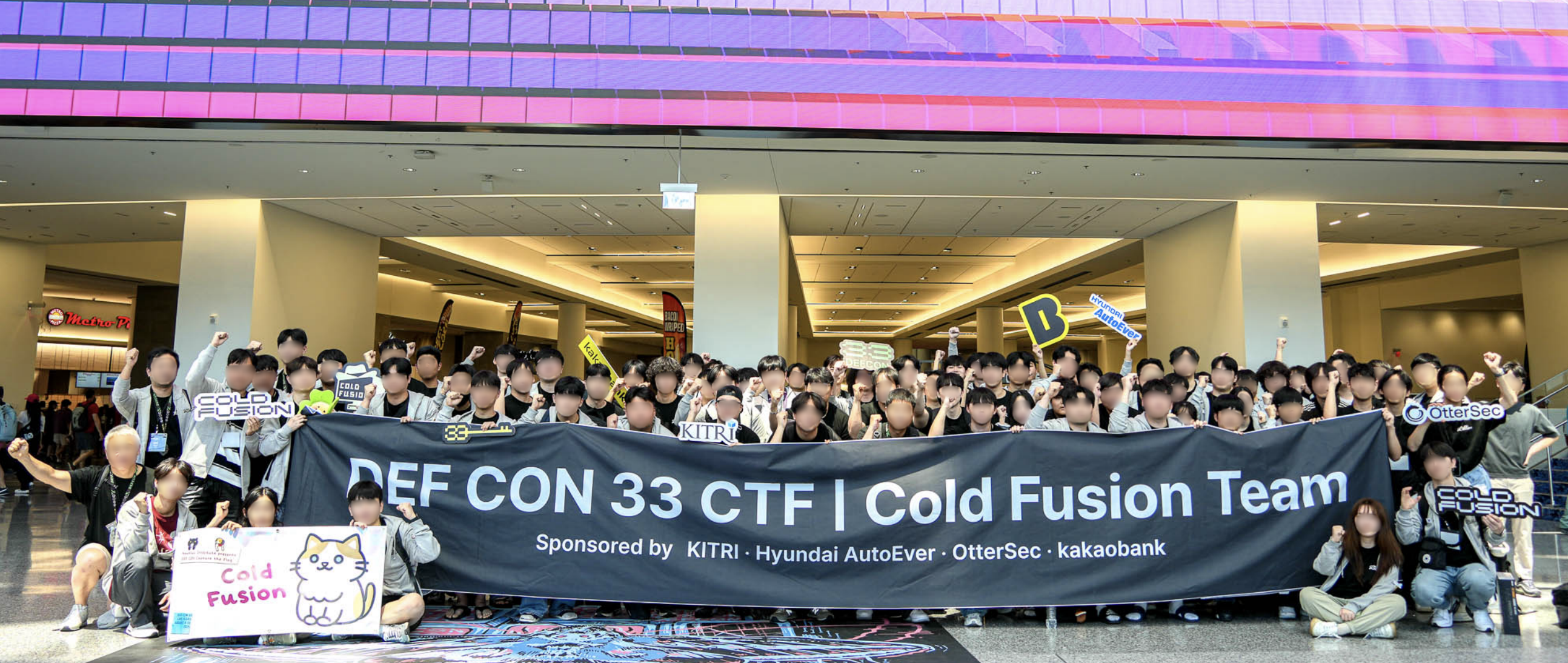 그림 15. Cold Fusion 팀 단체 사진 / photo by kakaobank tech